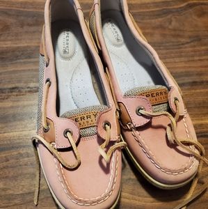 Sperrys Size 9